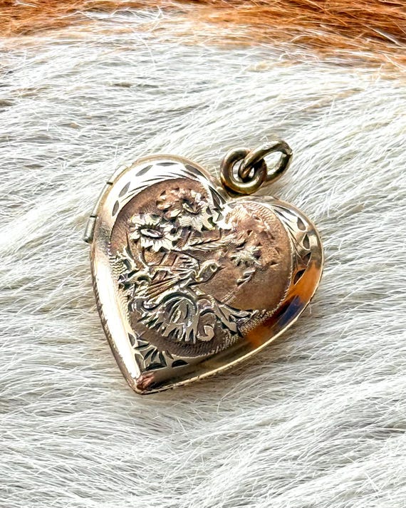 Vintage 12k Gold Filled Etched Love Bird Two Tone Heart Locket Pendant