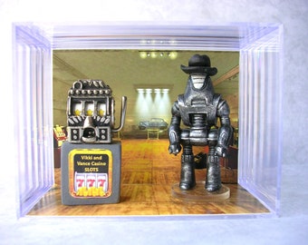 Fallout  New Vegas  Vikki and Vance Casino Mini Cube Diorama Sheriff and Slot Machine