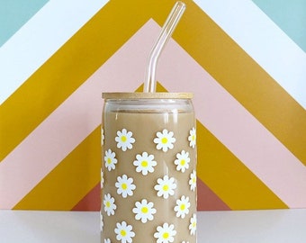 Glass Can, Daisy Glass Can, Daisy Glass Tumbler, Retro Daisy Glass Cup, Glass Can with Bamboo lid, Glass Straw