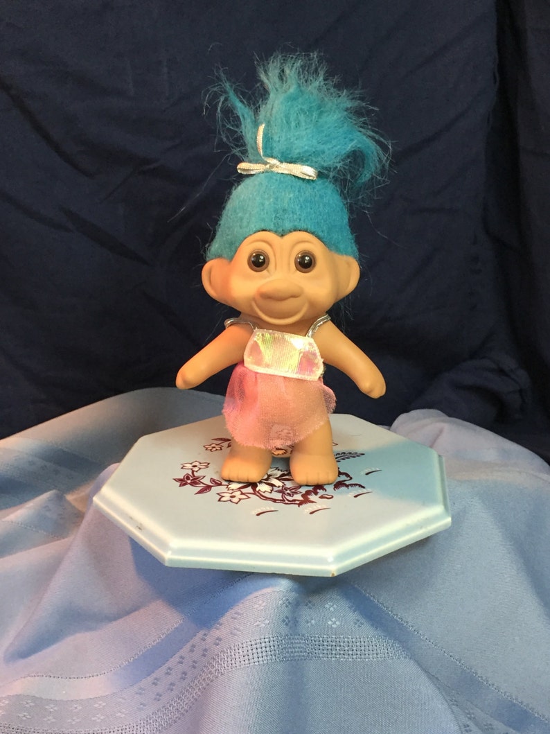 troll doll with ponytail