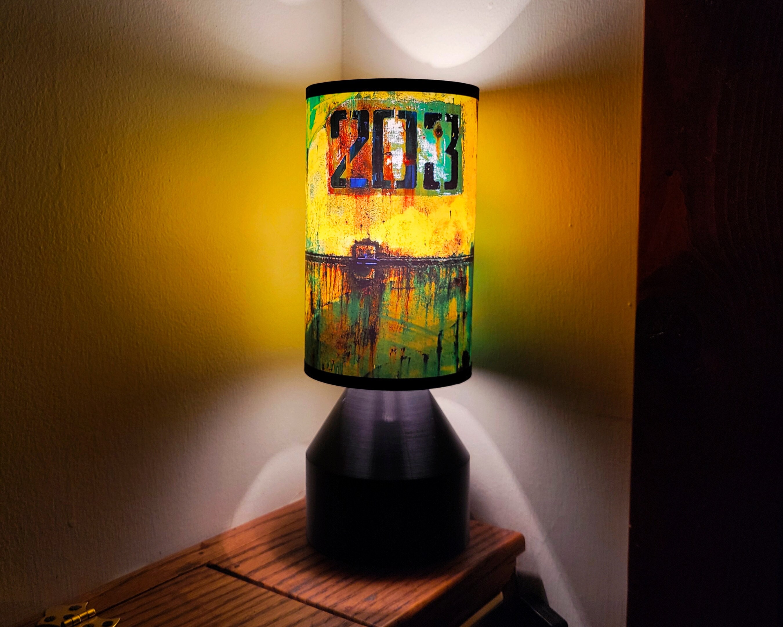 TV Walking Dead Zombies Desk Lamp VHS Bed Light Horror Movie Present Gift 