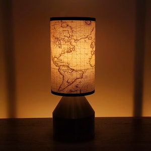 Neues Schreibtischlampen-Design! Tischlampen perfekt für Ihren Lieblings-Nachttisch oder überall, wo Sie Design benötigen