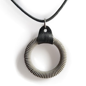 O-ring L 01 – op de Sami geïnspireerde ketting
