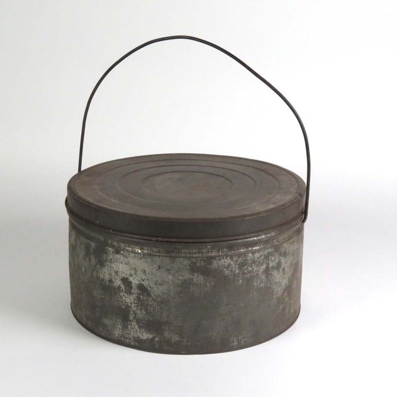 round tin box