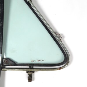 80 86 Ford Truck Bronco Wing Vent Window Driver Side F150 F250 F350 OEM ...