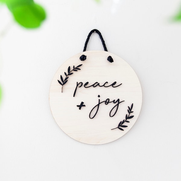 Front Door Sign, Peace & Joy, Holiday Round Wood Hanging, Door Decor, Holiday Door Decor, Holiday Sign, Host Gift