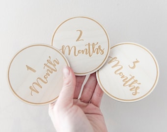 Age Milestones, Baby Milestone Cards, Wooden Newborn Keepsake, Monthly Wooden Age Round, Baby Month Marker, Photo Prop, New Baby Gift