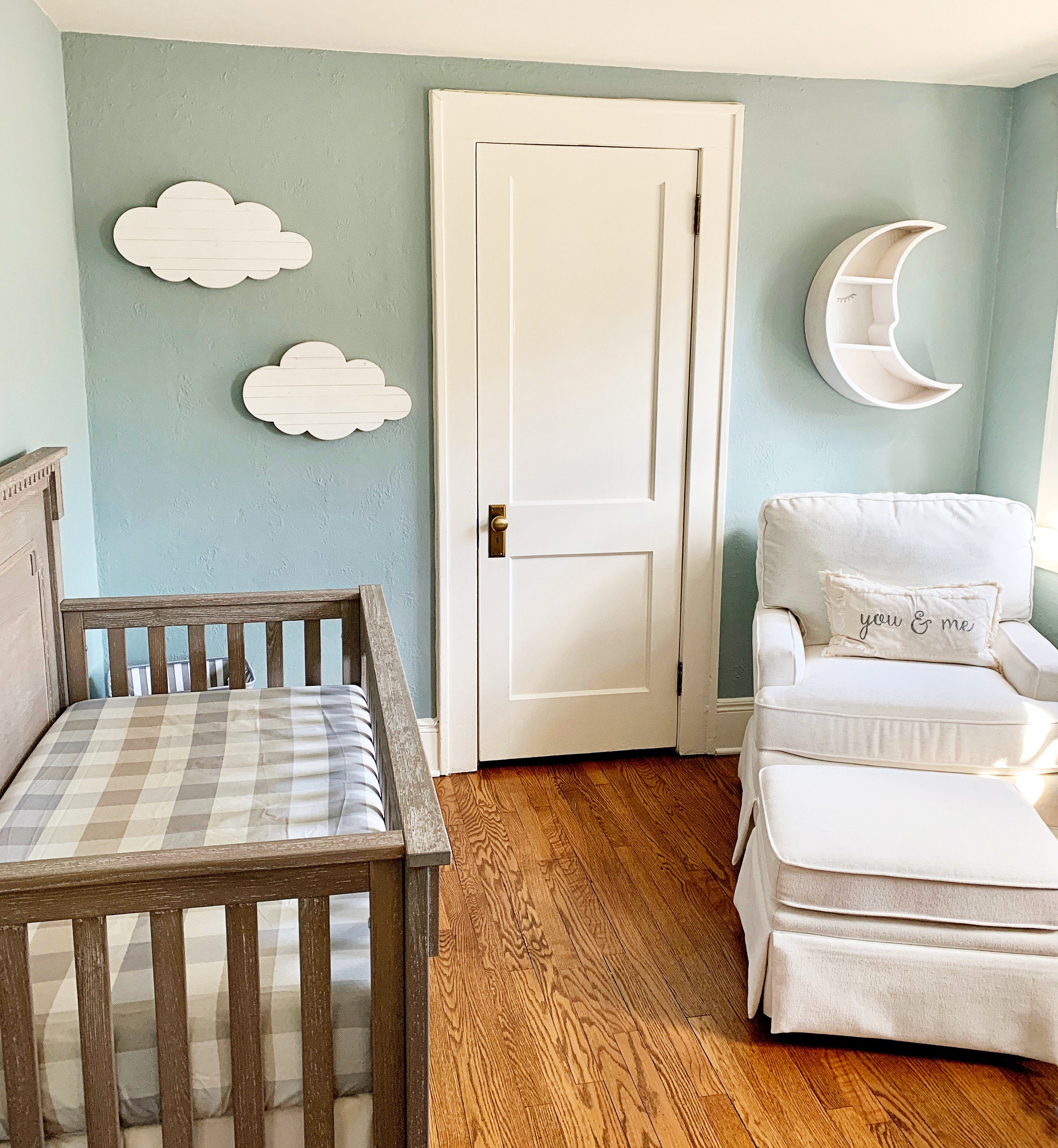 baby nursery cloud theme