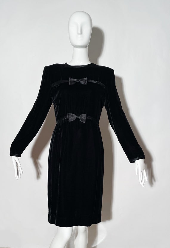 Albert Nipon Velvet Bow Dress - image 1