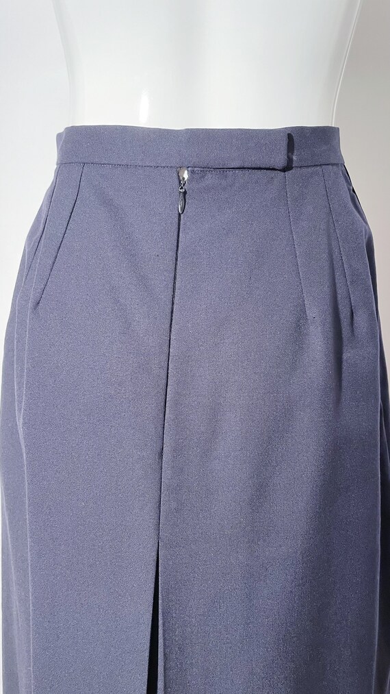 Burberry Navy Pleated Skirt - image 7