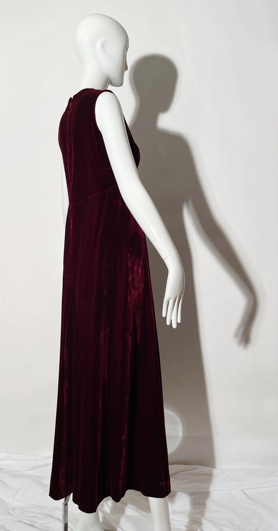 1930s Velvet and Rhinestone Gown - image 5