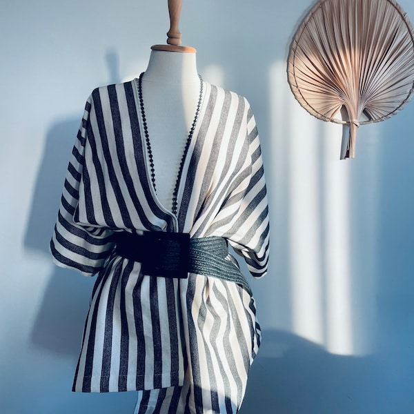 Kimono Wrap Top in Stripes - Fashion Kimono Jacket - Different Wearing Style - Loose Blouse - Stylish Cardigan