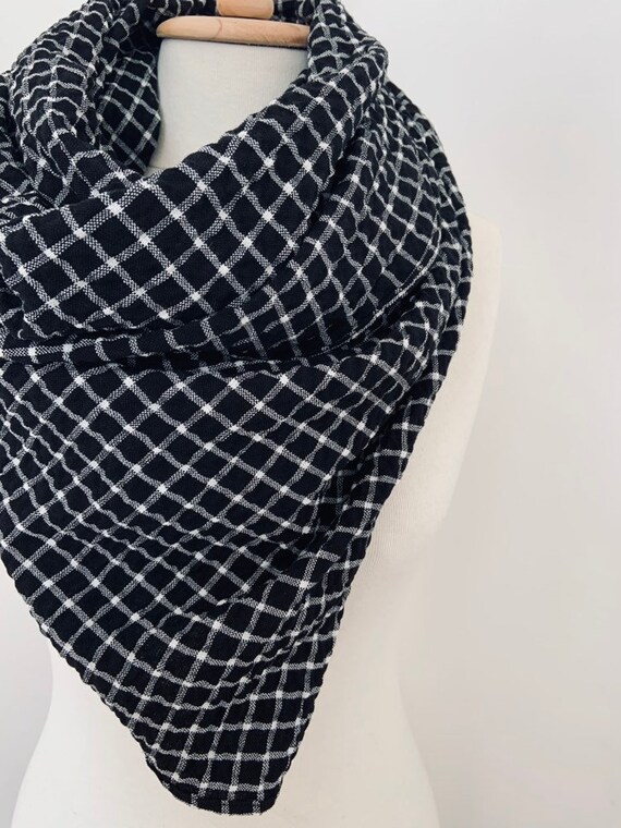 Crinkle scarf scarf in blue cotton Echarpe Foulard froissé coton bleu marine