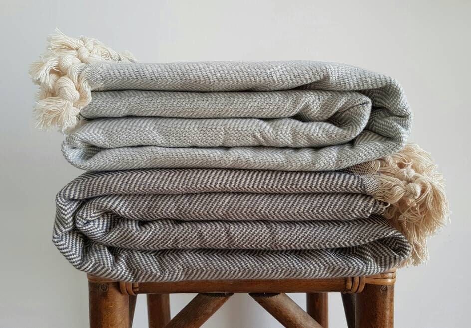 Grey Chevron Blanket - Loomwoven Bedcover Grey Bedspread With Fringes Big Family Herringbone Cozy Lo