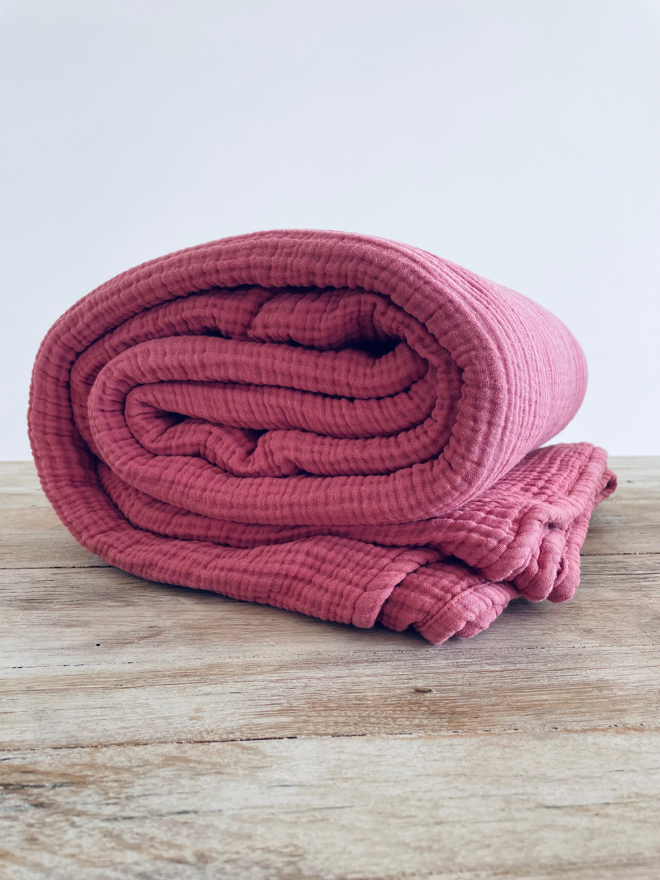 Raspberry pink throw new arrivals