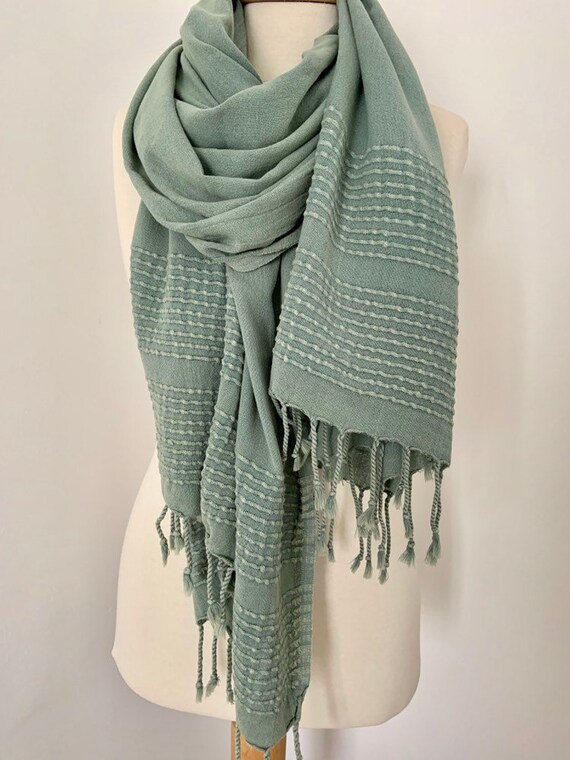 trendy scarf
