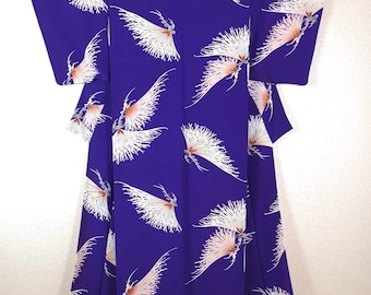 Kimono Violet Komon con hojas estilizadas, tela japonesa vintage, pintado a mano, hecho a mano, pino, motivo dorado, blanco claro
