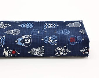 Tela japonesa dobby calabaza Hyōtan índigo - 50cm, telas japonesas, 招き猫,猫,ねこ, Neko, patrón Kitty dobby de algodón, 瓢箪, botella de sake, kanji