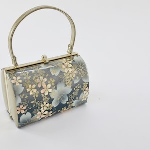 Gradient blue sakura bag for furisode, バッグ, Kimono accessories, Kimono bag, Kimono purse, vintage kimono bag, Japanese bag, Furisode purse