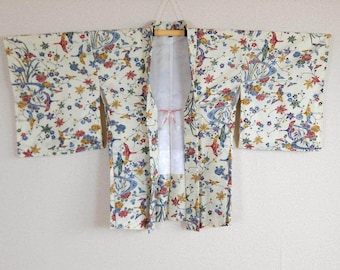 Ivory Haori with colorful Japanese motifs, Japan pattern, Traditional Haori, Kimono Jacket, colorful traditional motif