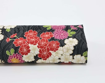 Tela japonesa shantung Sakura olas fondo negro - 50cm - Telas japonesas, patrón Nami, motivo de olas, flor de cerezo, bambú, kiku, 波