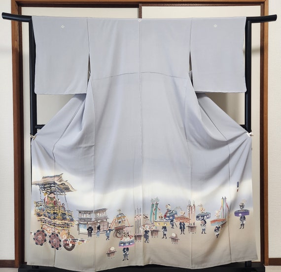 Grey Tomesode with Samurai procession scene, grey… - image 1