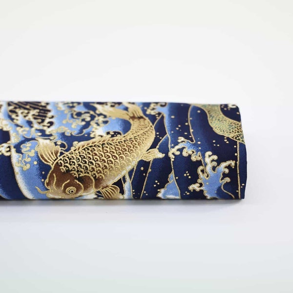 Tissu carpes dorées dans vagues bleues -50cm- Tissus Japonais, carpes Japonais, tissu poisson, poisson Japonais, tissu vague Japonais, carpe