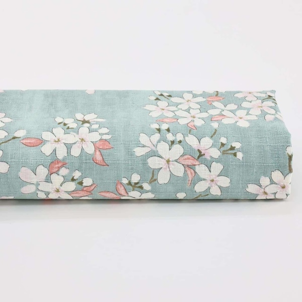 Tissu Japonais cerisier en floraison fond bleu - 50cm- tissus Japonais, coton Dobby Japonais, tissu sakura, tissu Hanami, cerisiers rose