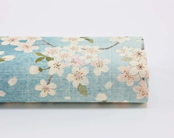 Tela japonesa dobby Sakura con degradado azul claro - 50 cm - Telas japonesas, tela de primavera, color pastel, estampado Sakura, 桜, flor de cerezo