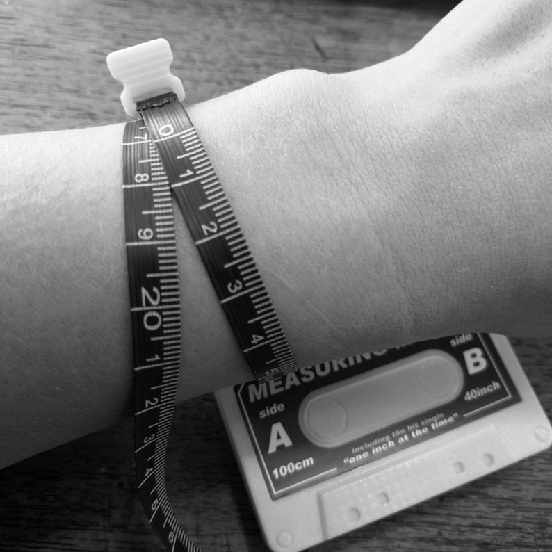 Handmade brede aluminium armband, 1,5 cm breed, onderhoudsvrij, zilverkleur op maat gemaakt afbeelding 5