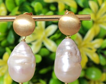 White baroque pearl earrings with gold-plated 925 silver, Italian jewelry