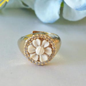 Sardonyx Shell Flower Cameo Ring With Zircons, Italian