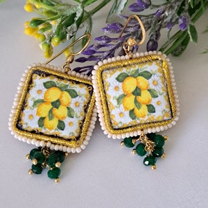 Caltagirone ceramic earrings, cluster of green agate stones, Sicilian earrings