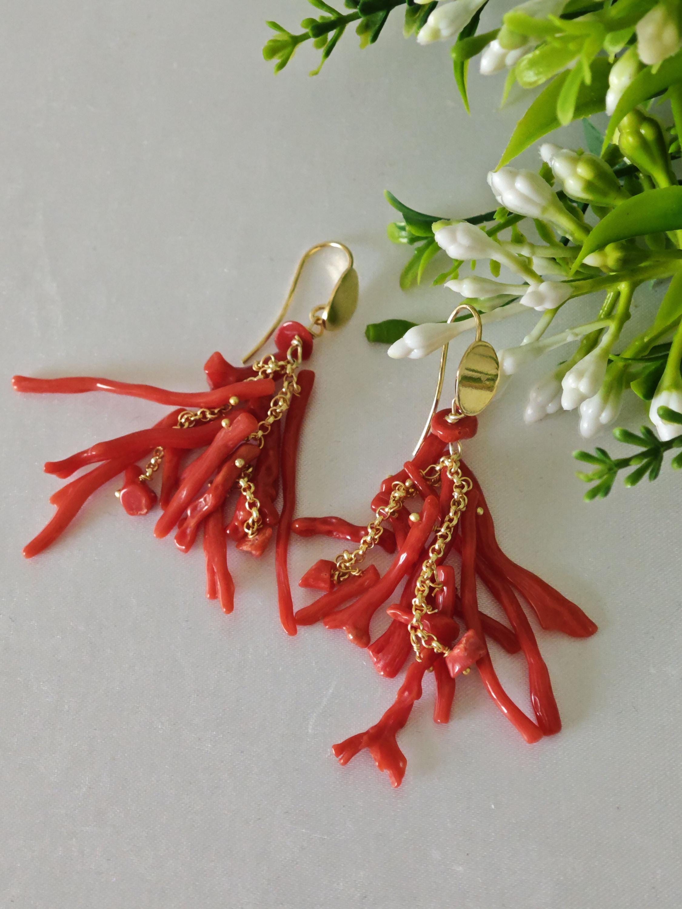 天然赤珊瑚のイヤリング、金メッキ925シルバーのイヤリング