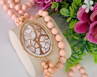 Collar de camafeo de concha Sardonyx con perlas de pasta de coral rosa, joyería italiana