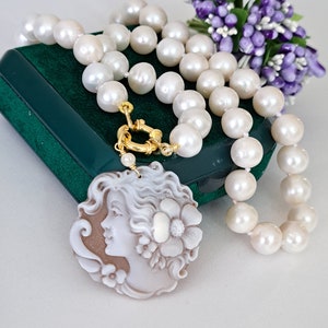 Sardonic shell cameo necklace with white pearls and gold-plated 925 silver, Italian jewelry image 5