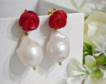Orecchini vintage in oro 18K con coralli rosa, anni '50/'60 - Antichità Galliera Orecchini vintage in oro 18K con coralli rosa, anni '50/'60 - Antichità Galliera