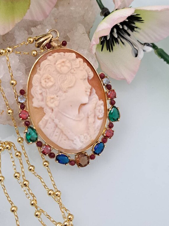 Authentic cameo best sale necklace
