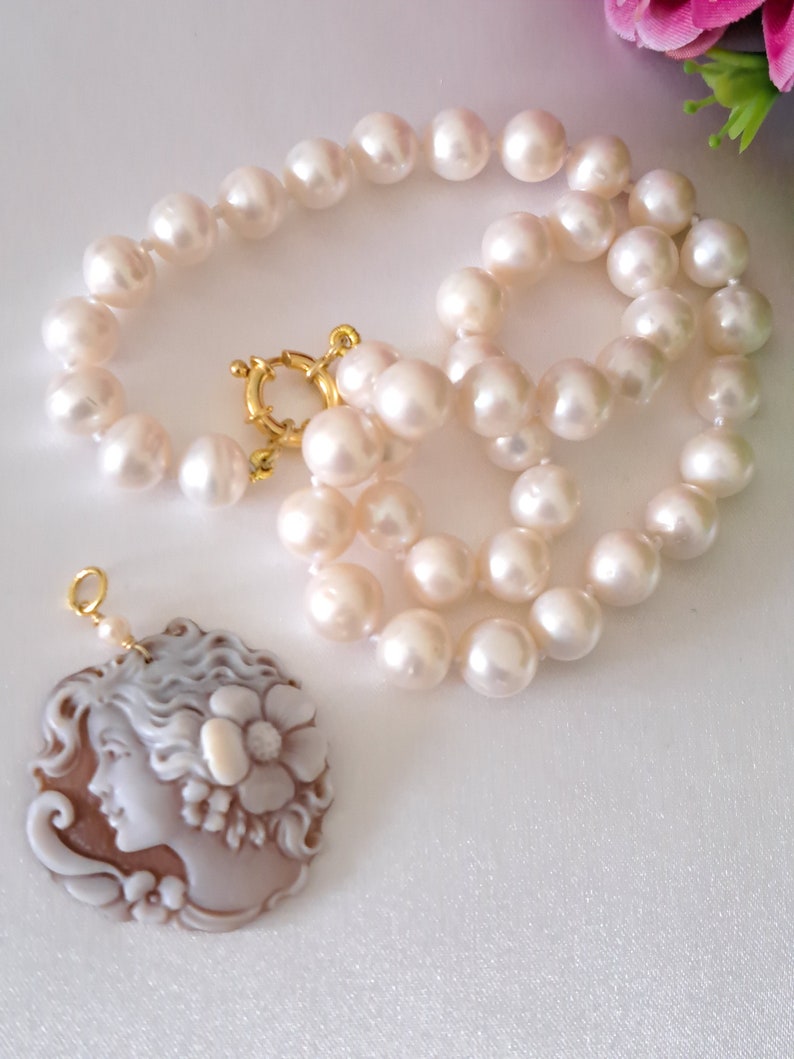 Collier camée coquillage sardonique avec perles blanches et argent 925 plaqué or, bijoux italiens image 10