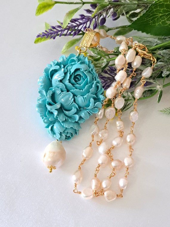White Pearl Necklace With Pink Turquoise Paste Pendant Etsy Canada