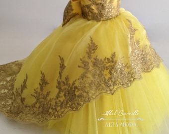 MisTres años dress. Flower girl. Princess dress. Birthday dress. Any occasion. Made to order. Ages 3 to 5