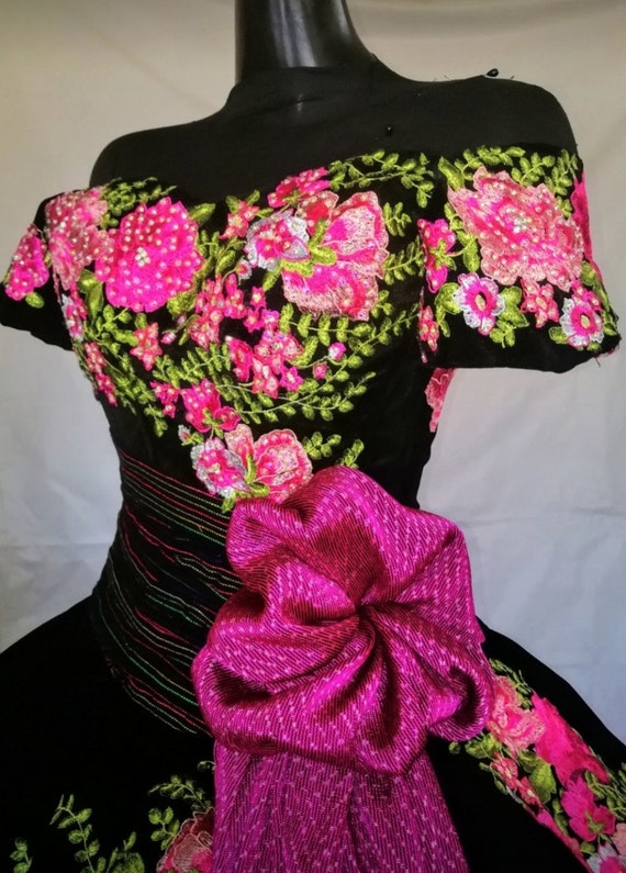 Mexican sweet 16 dresses hotsell