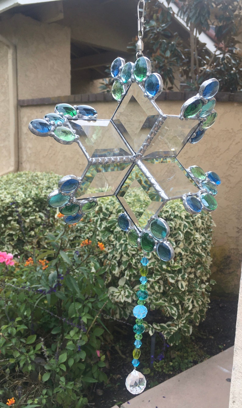 Stained glass crystal sun catcher spinner with feng shui crystal prism