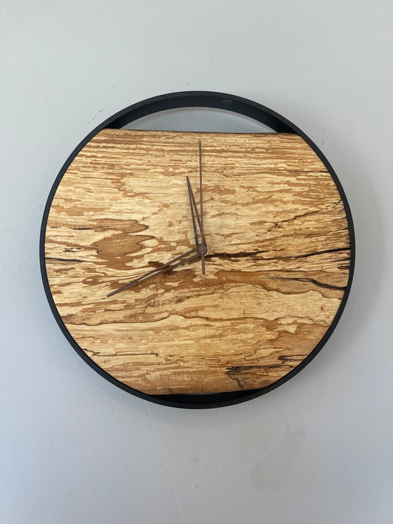 Wall clock made of rustic beech 32 cm unique 154