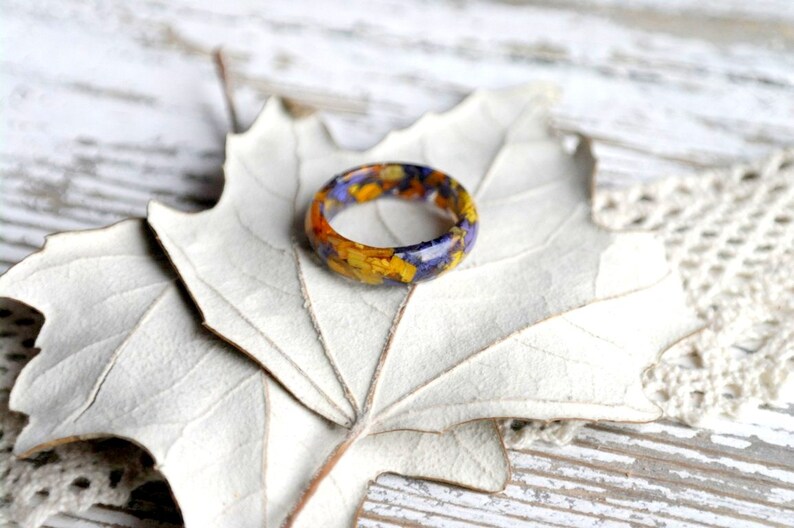 Resin Ring, Real Plant Terrarium Ring, Dried Summer Flower Jewelry, Nature Lovers Gift, Men Women Ring, Nature Inspired Engagment Ring image 4