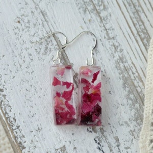 Eco resin Real flower resin earrings Dried flower earrings Pressed flower jewelry Resin Jewelry Flower Earrings Bridesmaid Gift Jewelry