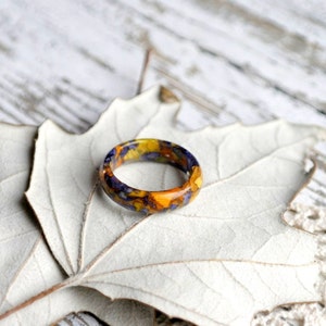 Resin Ring, Real Plant Terrarium Ring, Dried Summer Flower Jewelry, Nature Lovers Gift, Men Women Ring, Nature Inspired Engagment Ring image 2