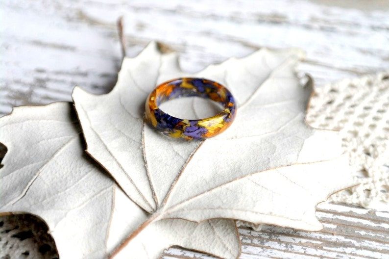 Resin Ring, Real Plant Terrarium Ring, Dried Summer Flower Jewelry, Nature Lovers Gift, Men Women Ring, Nature Inspired Engagment Ring image 5