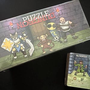 Paquete de juego de cartas de solitario Puzzle Dungeon Intro Deck y edición Deluxe