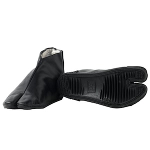 Leather Tabi Ankle Boots, hallux valgus correction, bare foot sensation, comfortable Black